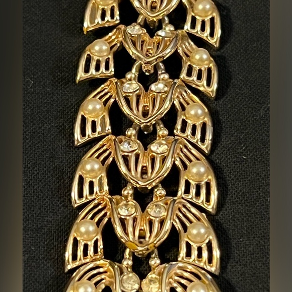 Vintage Coro Bracelet - Picture 3 of 12